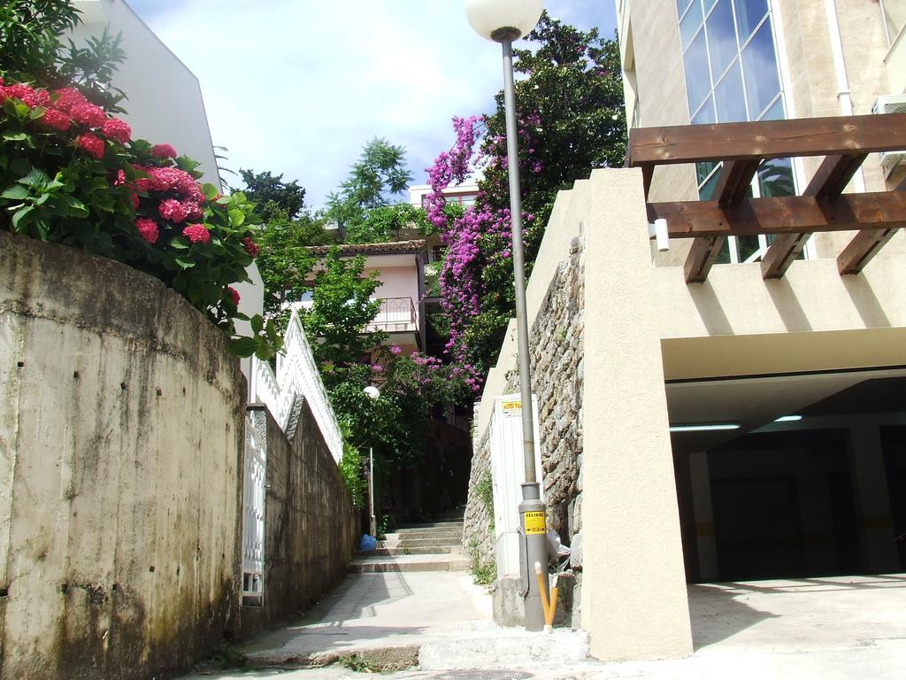Sarap Apartments Budva Dış mekan fotoğraf